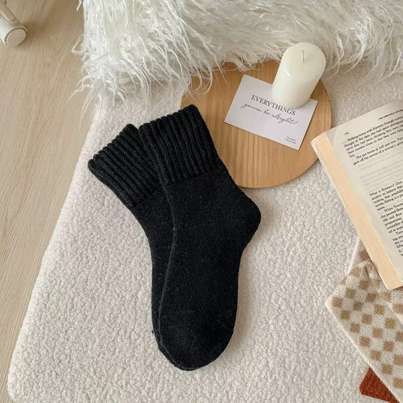LORYN® Cozy Mid-Calf Socks